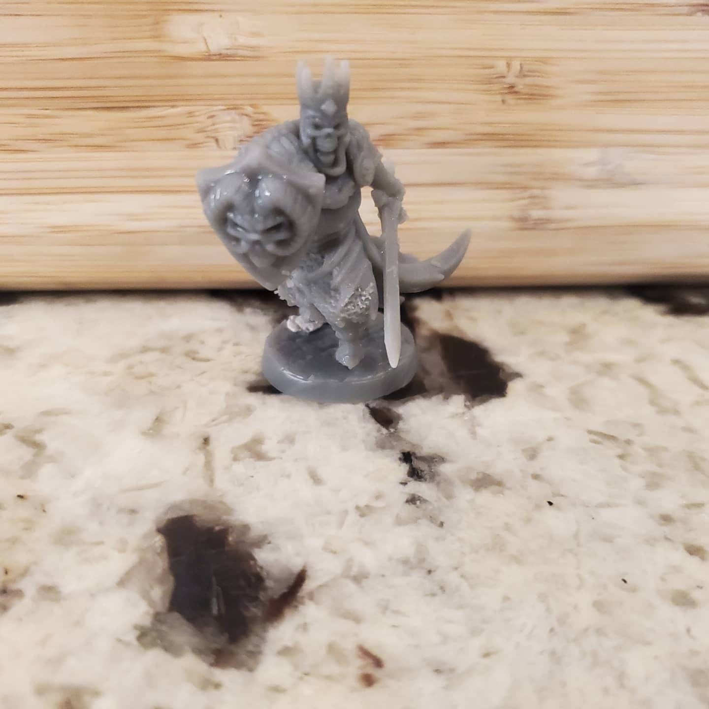 Bonythan - 32mm scaled miniature - D&D - pathfinder - 40k - mini - RN EStudios