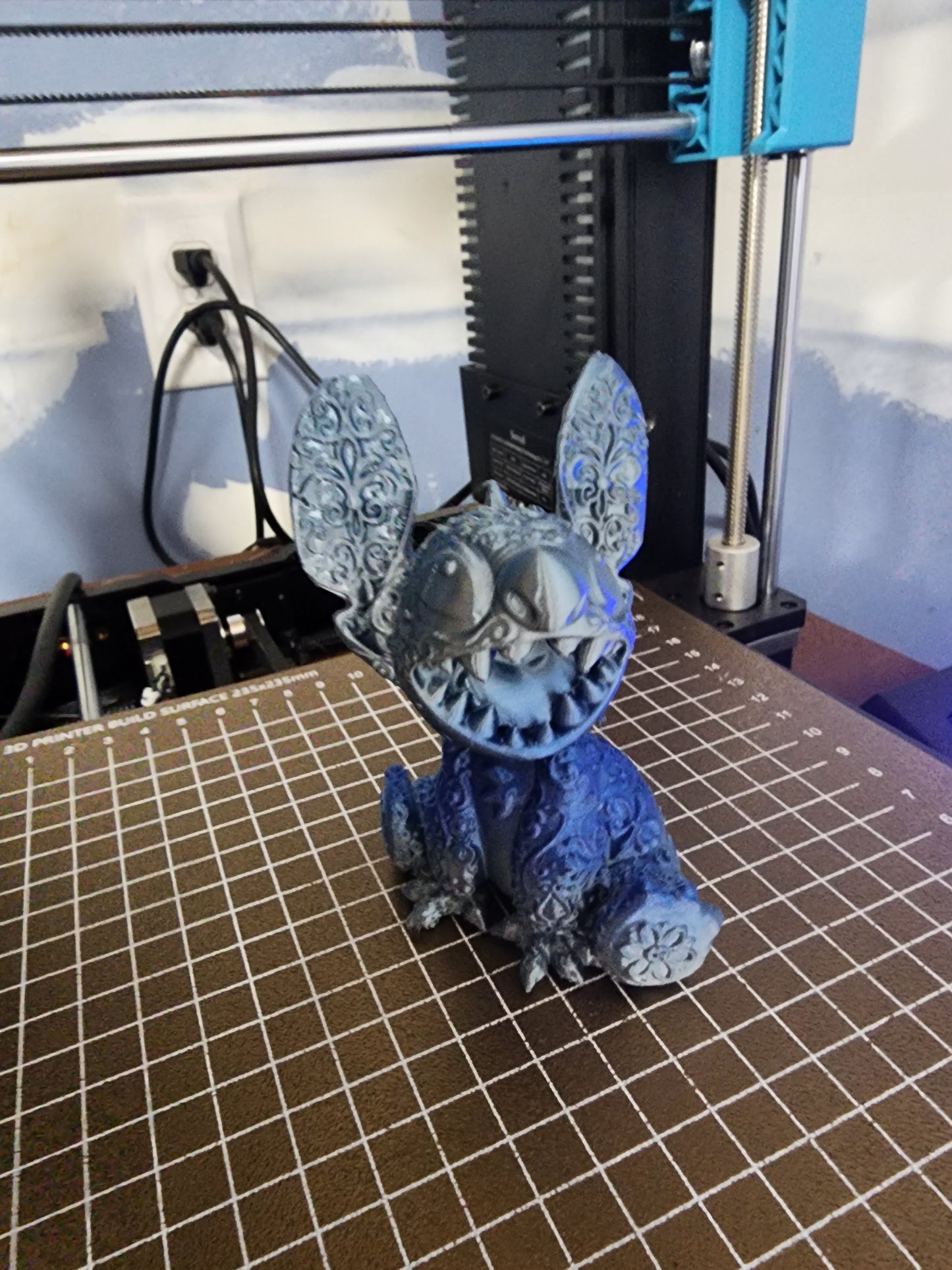 Ornamintal Stitch figurine