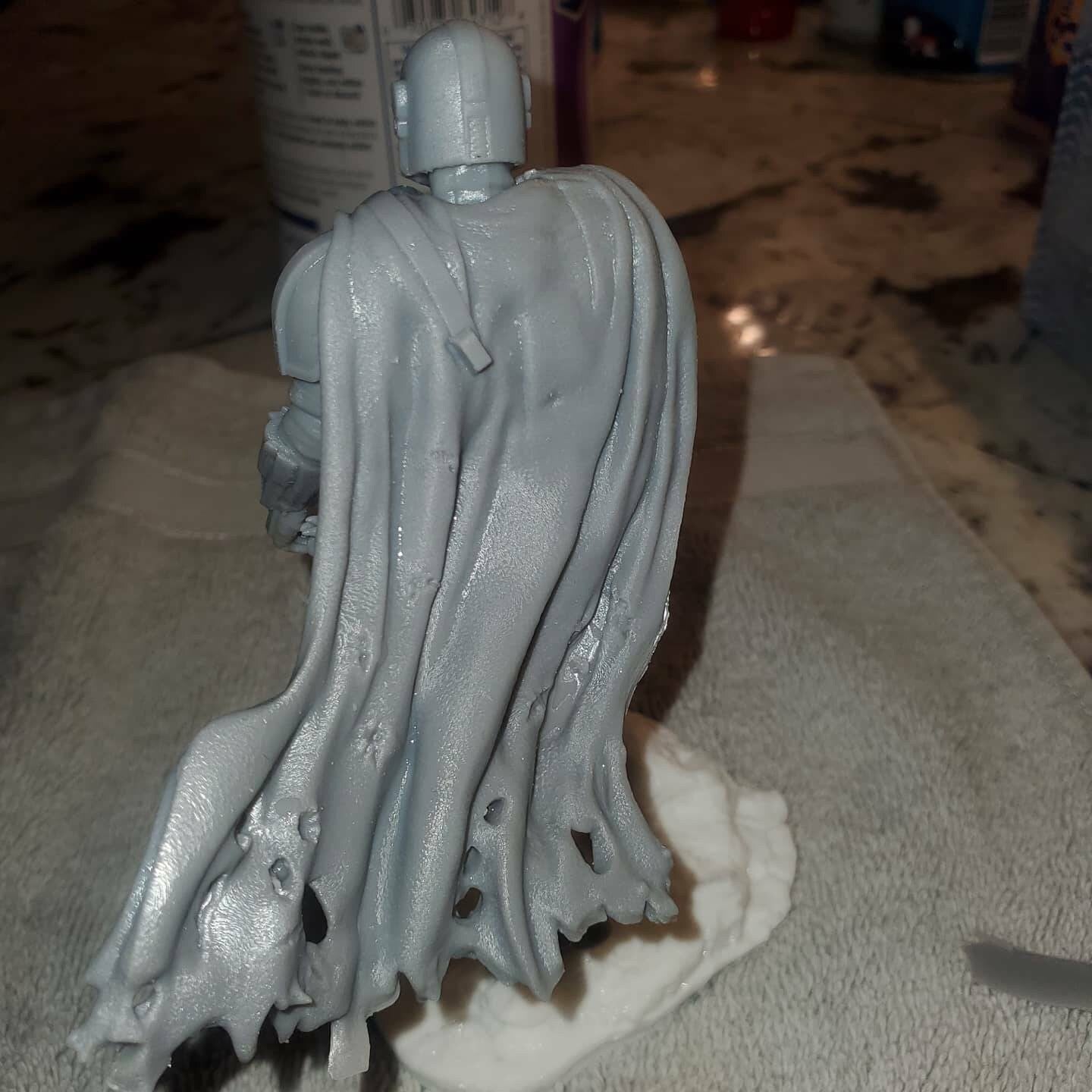 Mandalorian with child - unpainted - 3d printed figurine - collectable - statue