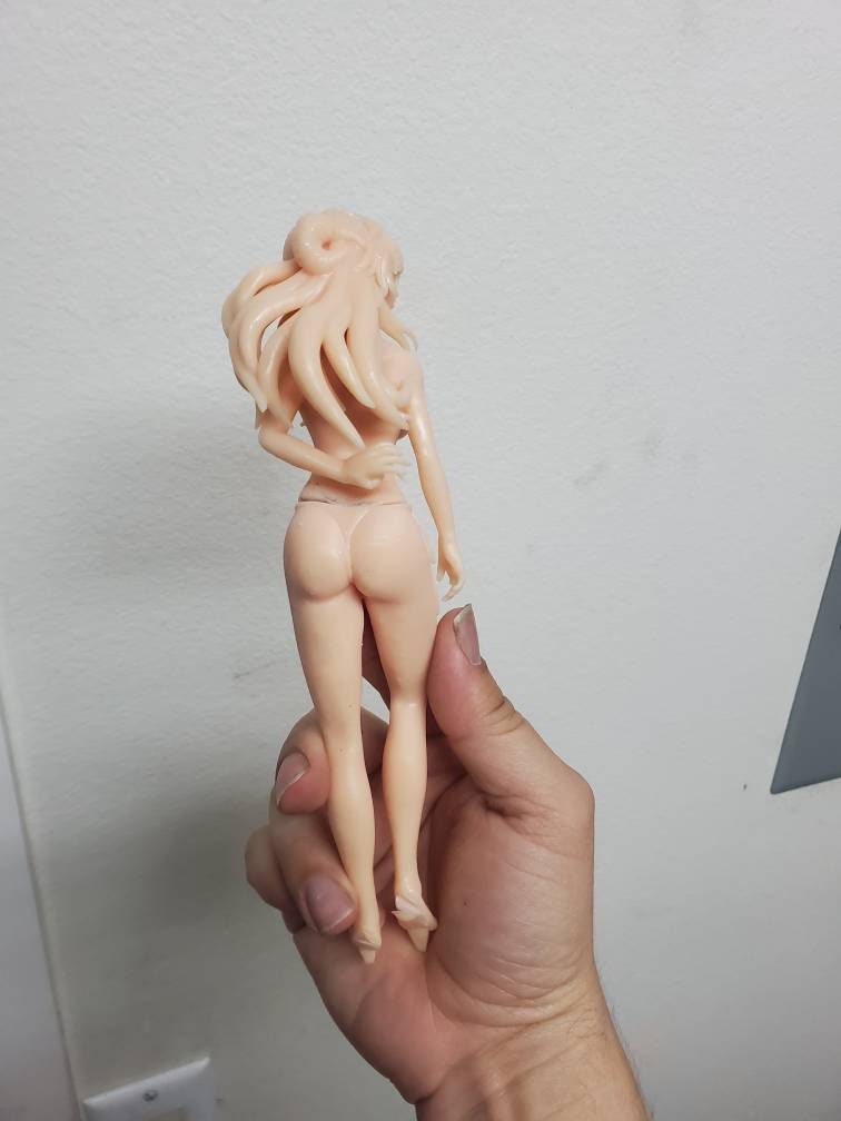 Bleach - Nelliel Tu Odelschwanck -Sexy - surfer - Fan Art - unpainted - 3d printed - Figurine - statue